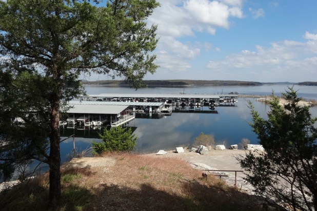 Discover Your Dream Property in Baxter, AR!