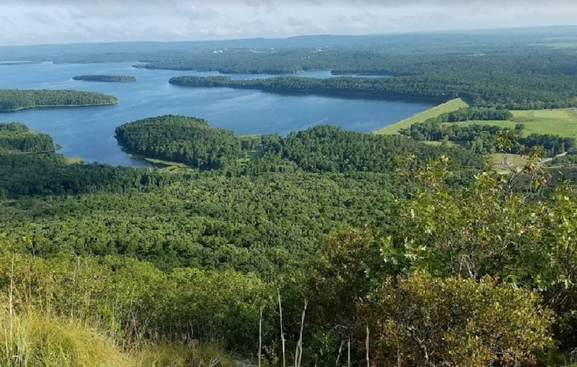 Unrestricted lot in Jacksonville, AR! You can have it all with a super easy deal.