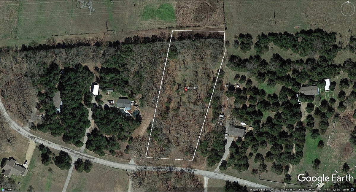 A Spectacular Homesite Nearby Lake Bonham, TX. Buy Now!