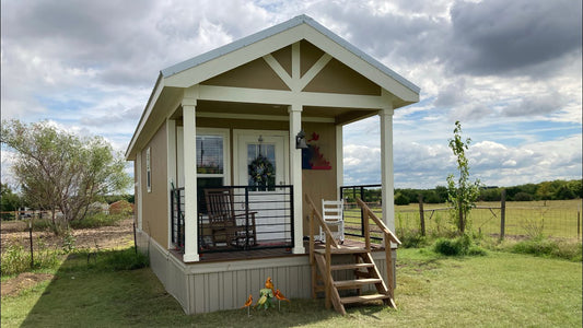 Serene Lakefront Property in Little Rock, AR - Off-Grid Retreat with Stunning Views!