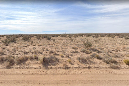 Serene 2.50 Acres in Navajo County, AZ - Ideal for Nature Enthusiasts & Investors!