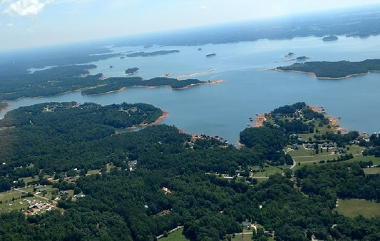 Buildable lot in Westminster, SC close to a lake - Priced to sell quickly!