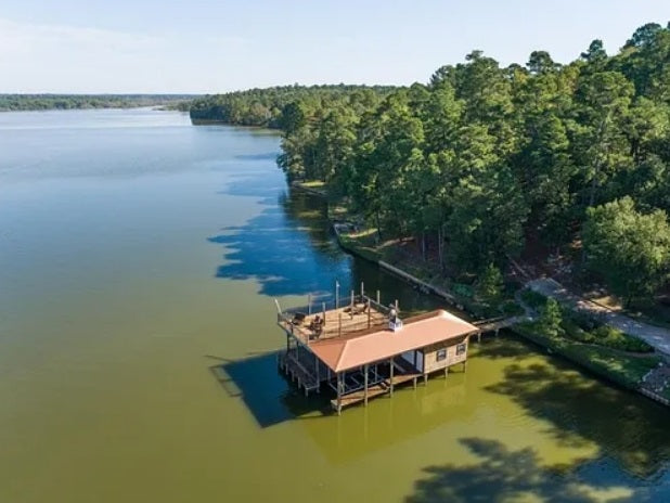 Build Your Own Paradise in an Impressive Lot Close to Lake in Onalaska, TX