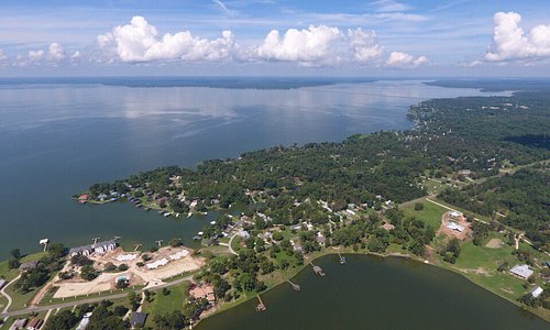 Live Large Near Lake Livingston! Buy Now!